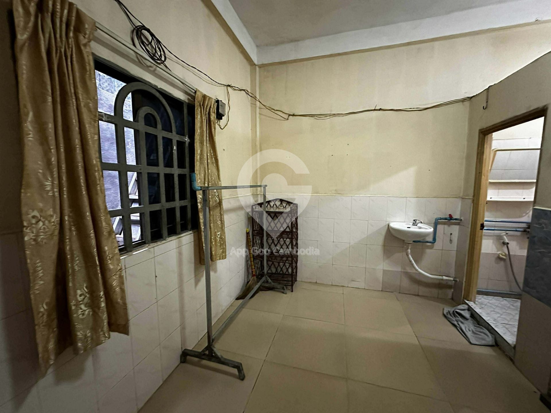 មានបន្ទប់ 01 ជាន់ផ្ទាល់ដី តែ 55$ ប៉ុណ្ណោះ/១ខែ