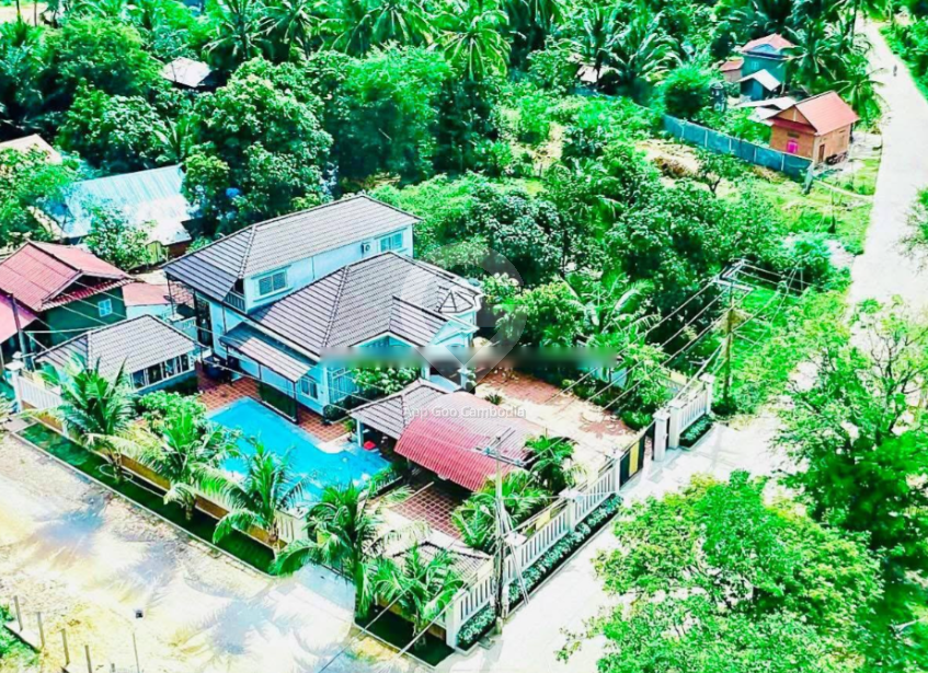ផ្ទះវីឡាប្រណិត មានសម្ភារៈគ្រប់សព្វ/តំបន់ទេសចរណ៍ ក្រុងកំពត Kampot មានចំណូលស្រាប់