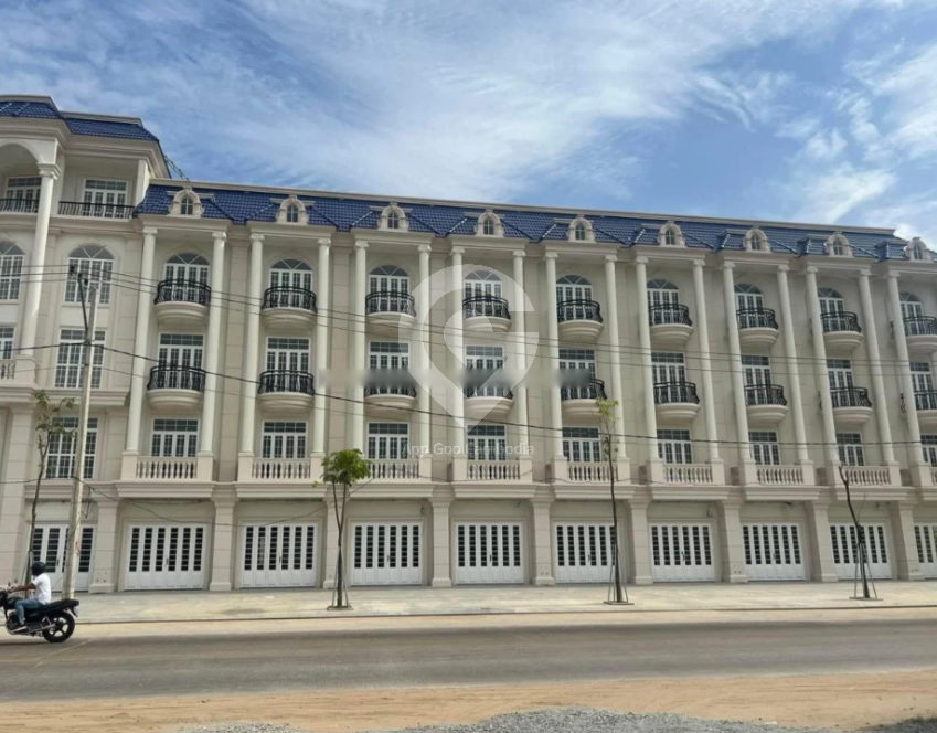 Shop house លើផ្លូវ៣០ម លក់បន្ទាន់ប្លង់រឹង