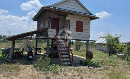 Wooden House and Bungalows in Kampot